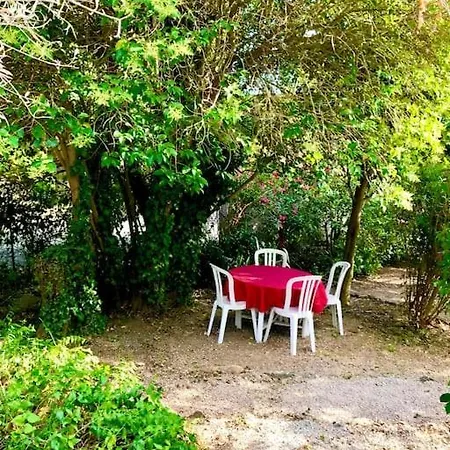 Charmante Bastide Au Calme, Proche De La Mer. 라시오타